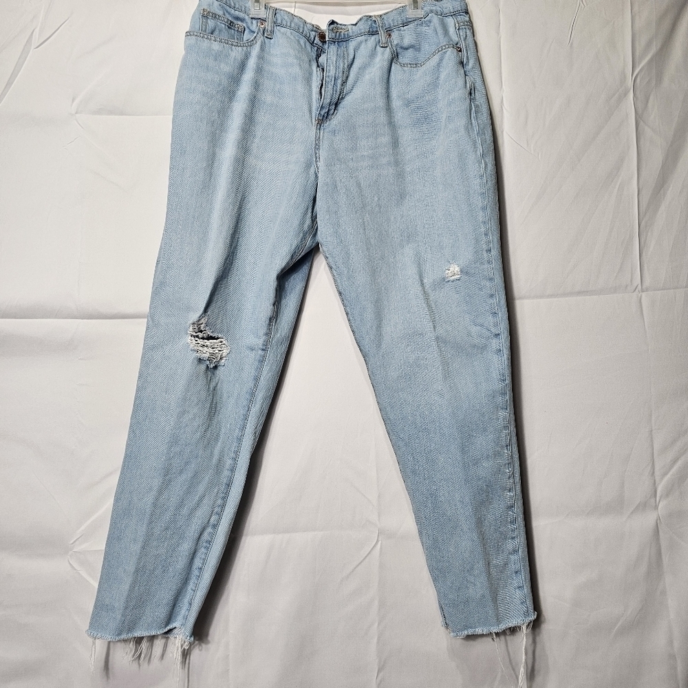Women's universal thread Denim boyfriend pants